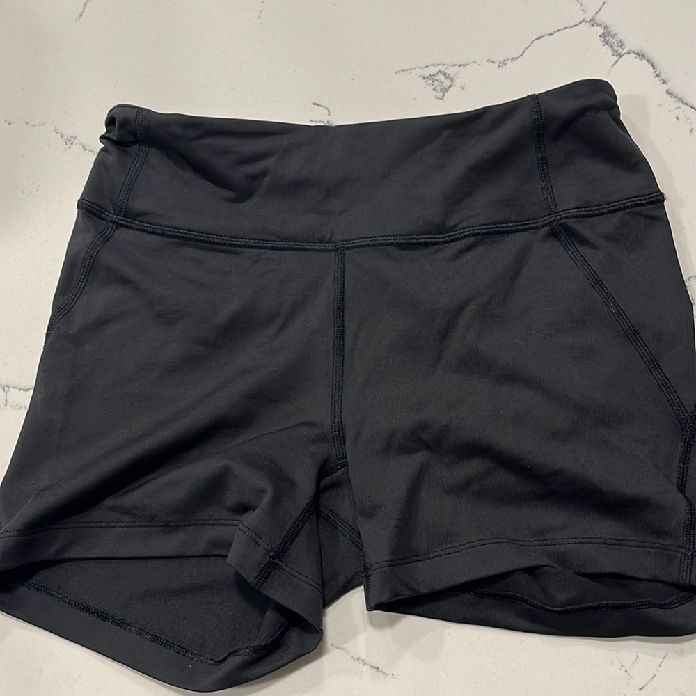 Outdoor voices biker shorts